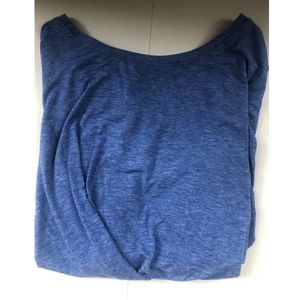 long sleeve athletic tops